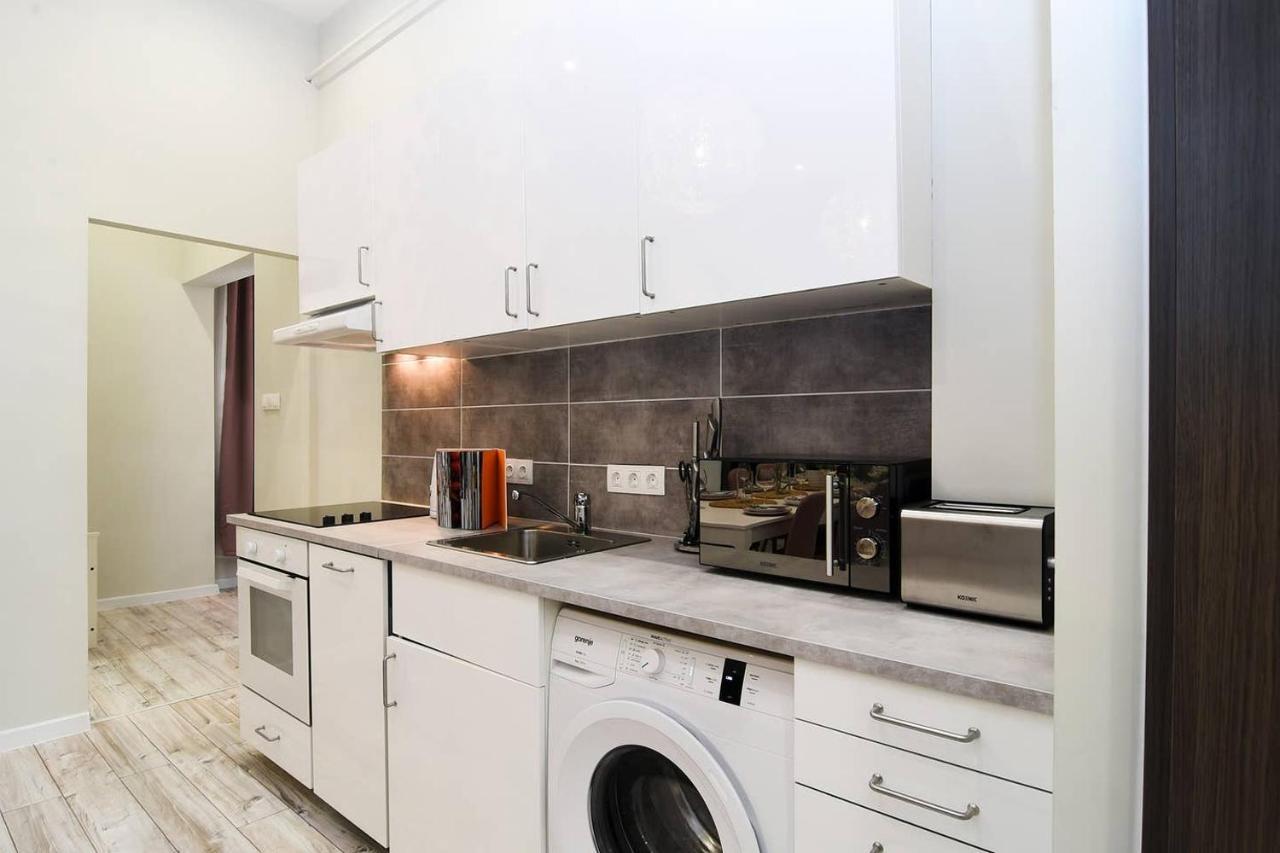 Ultra Central And Stylish Apartment With Ac Boedapest Buitenkant foto